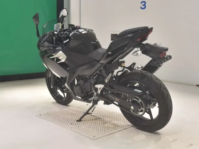 Kawasaki Ninja 400 из Японии, фото 6