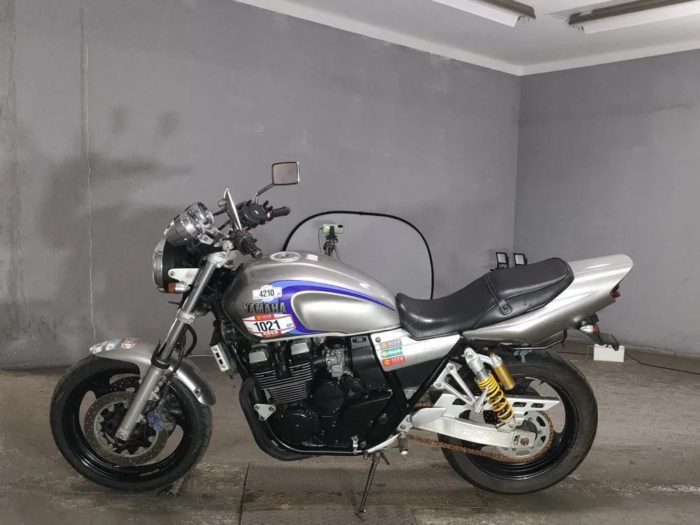 Yamaha XJR400R из Японии, фото 2