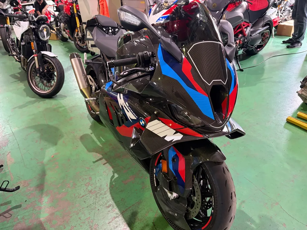 BMW Bmw M1000R из Японии, фото 10