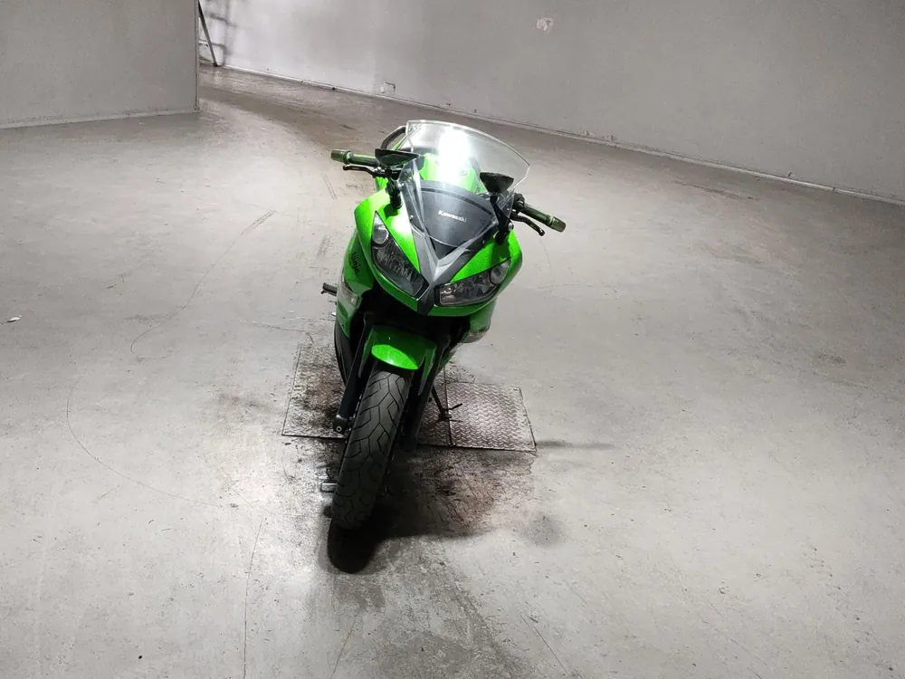 Kawasaki Ninja 400R из Японии, фото 3