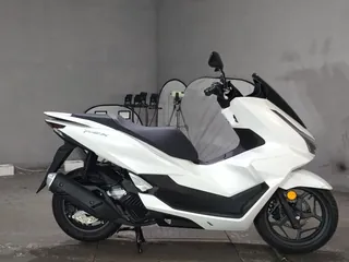 Honda PCX125 из Японии, фото 1