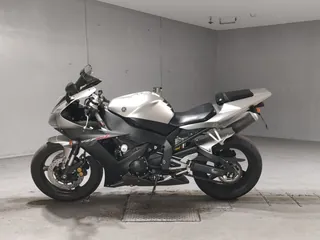 Yamaha YZF-R1 из Японии, фото 2