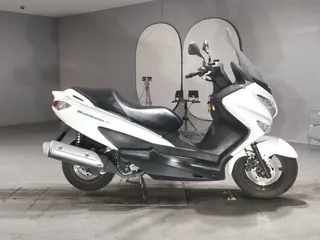 Suzuki Burgman 200 из Японии, фото 1