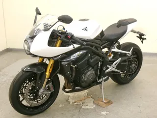 Triumph Speed Triple 1200 RR из Японии, фото 4