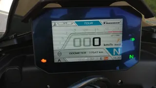 Aprilia Tuono V4 Factory из Японии, фото 2