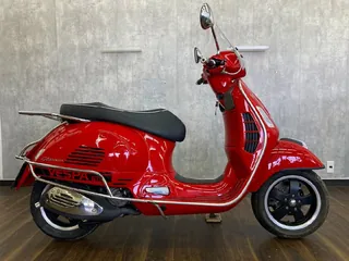 Vespa GTS300ie из Японии, фото 1